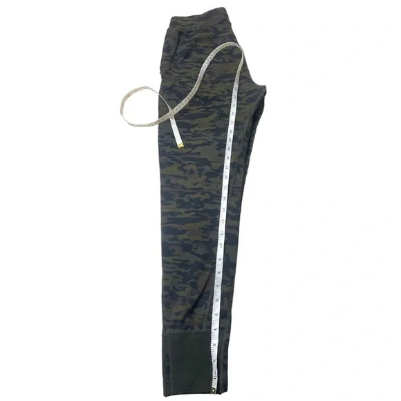 Alphalete - Camo Pro Elite Joggers - Picture 7 of 9